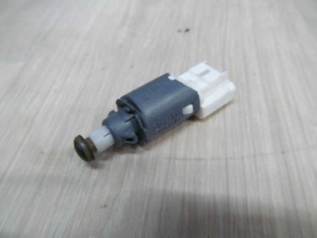 RENAULT CLIO III CZUJNIK WLACZNIK SWIATEL STOP 8200168238