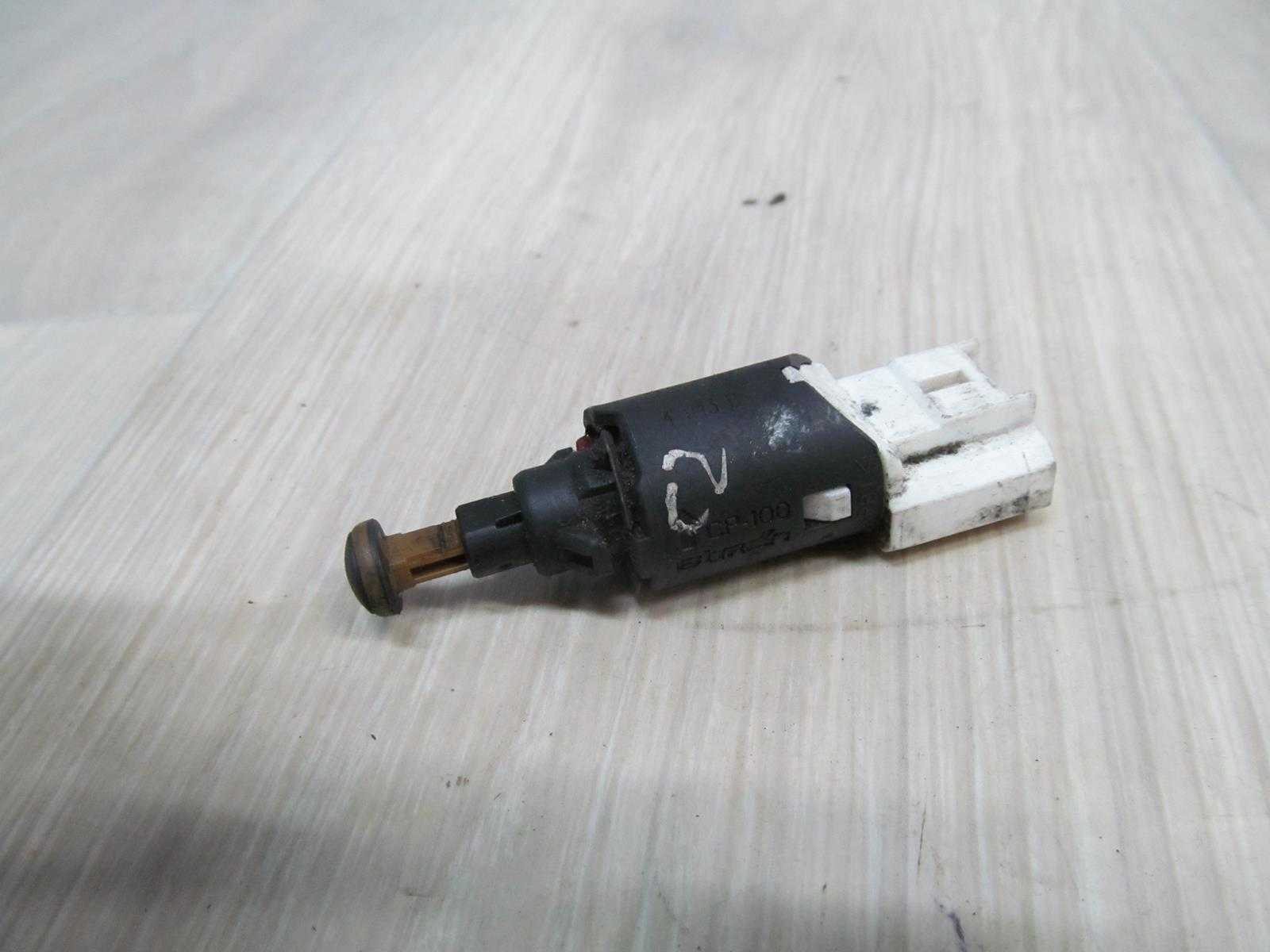 CITROEN PEUGEOT CZUJNIK WLACZNIK SWIATEL STOP 9643478880