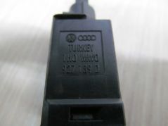 AUDI A2 CZUJNIK WLACZNIK SWIATEL STOP 927189D