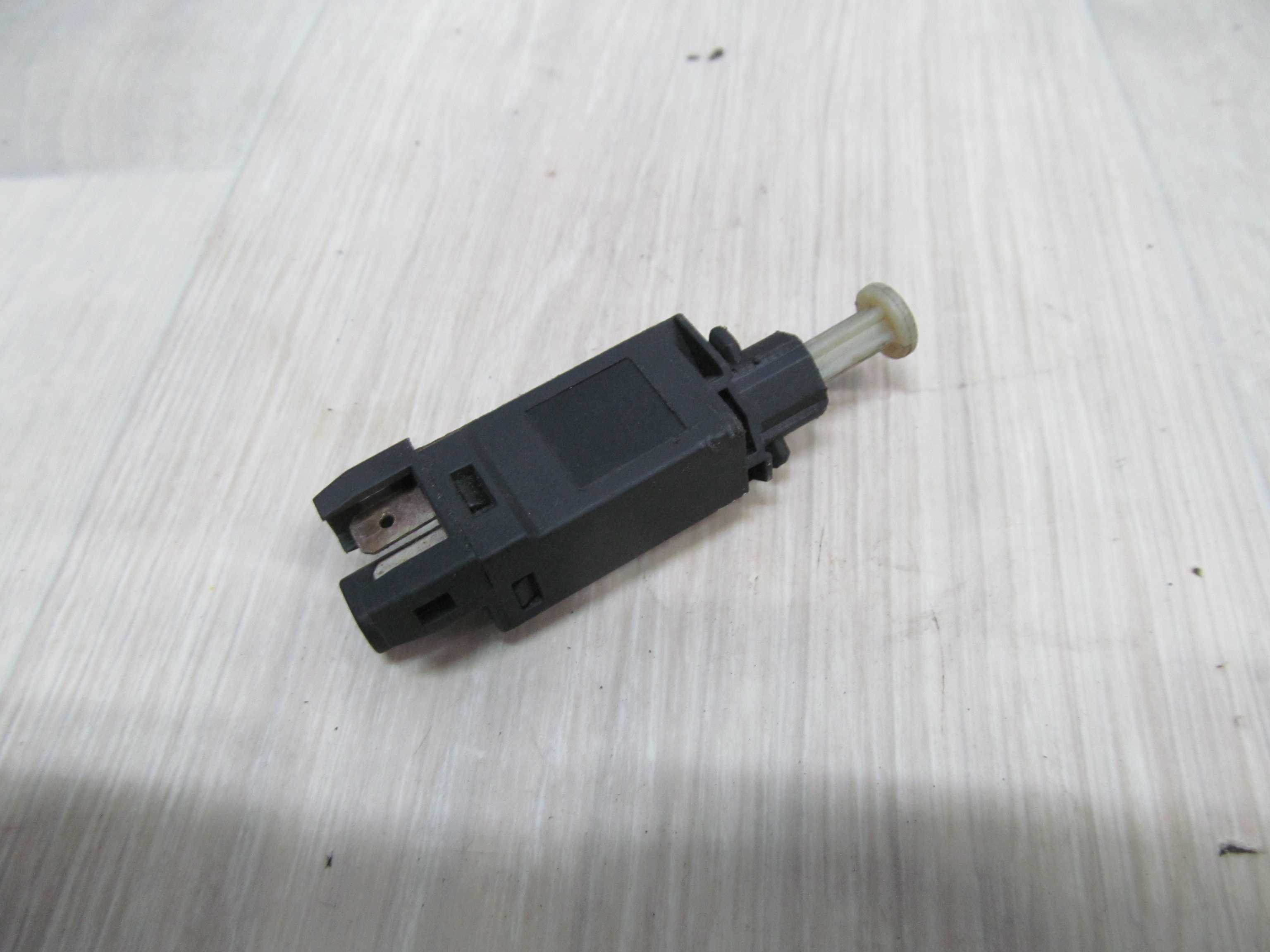 FORD GALAXY CZUJNIK WLACZNIK SWIATEL STOP