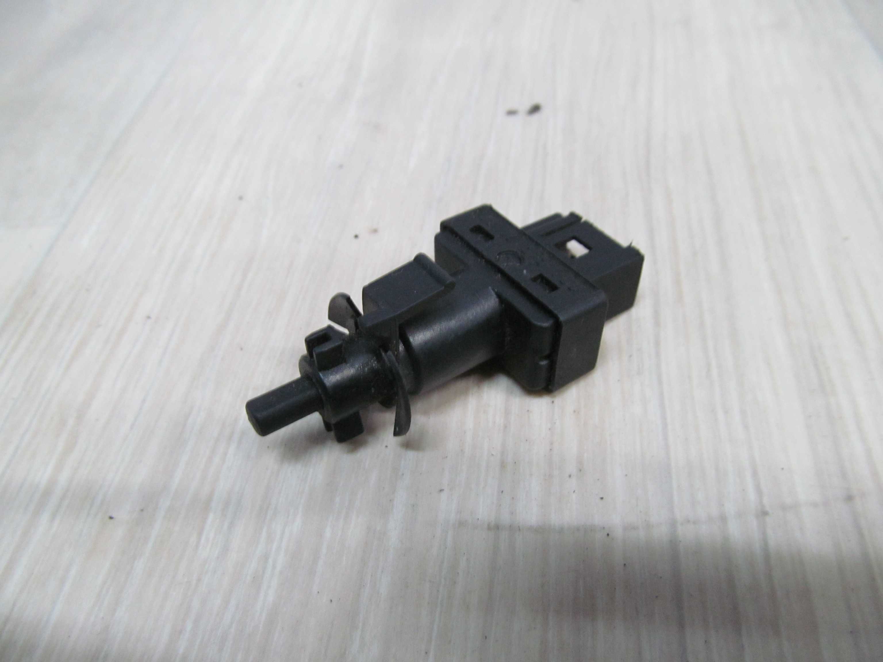 MERCEDES A W169 CZUJNIK WLACZNIK SWIATEL STOP 0045452114