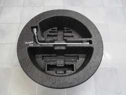 TOYOTA AVENSIS T25 WKLAD KOLA ZASOWEGO KLUCZ 6477105030