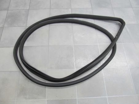 TOYOTA AVENSIS VERSO USZCZELKA WNEKI DRZWI PRZOD P 01-07