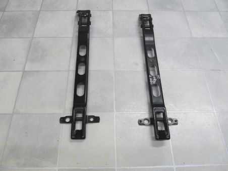 TOYOTA AVENSIS VERSO MOCOWANIE FOTELA TYL III RZAD PRAWY 01-07
