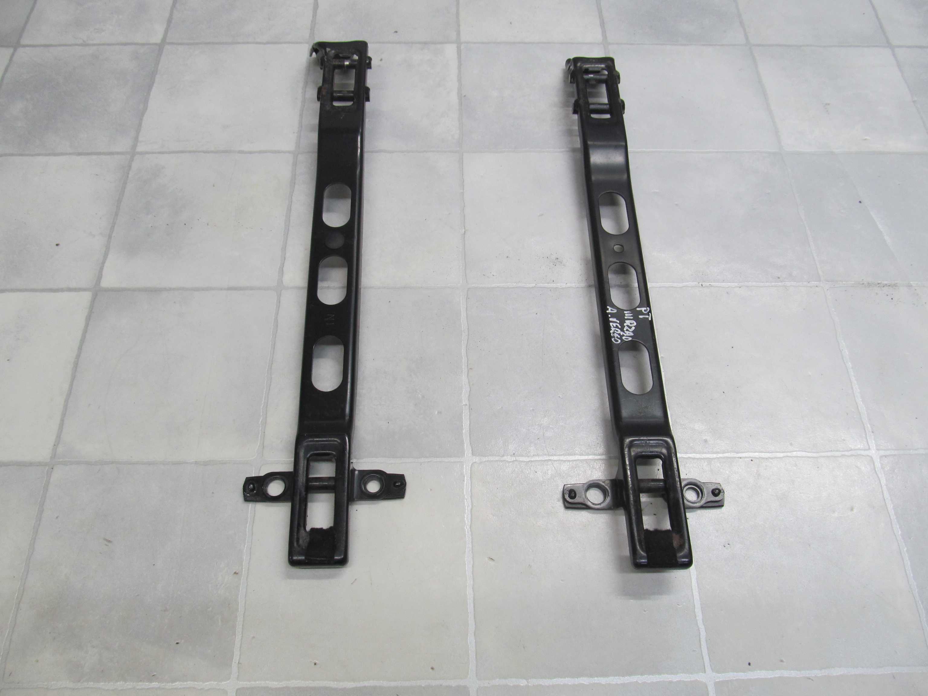 TOYOTA AVENSIS VERSO MOCOWANIE FOTELA TYL III RZAD PRAWY 01-07