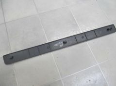 TOYOTA AVENSIS VERSO OSLONA TAPICERKA PROGU PP 01-07