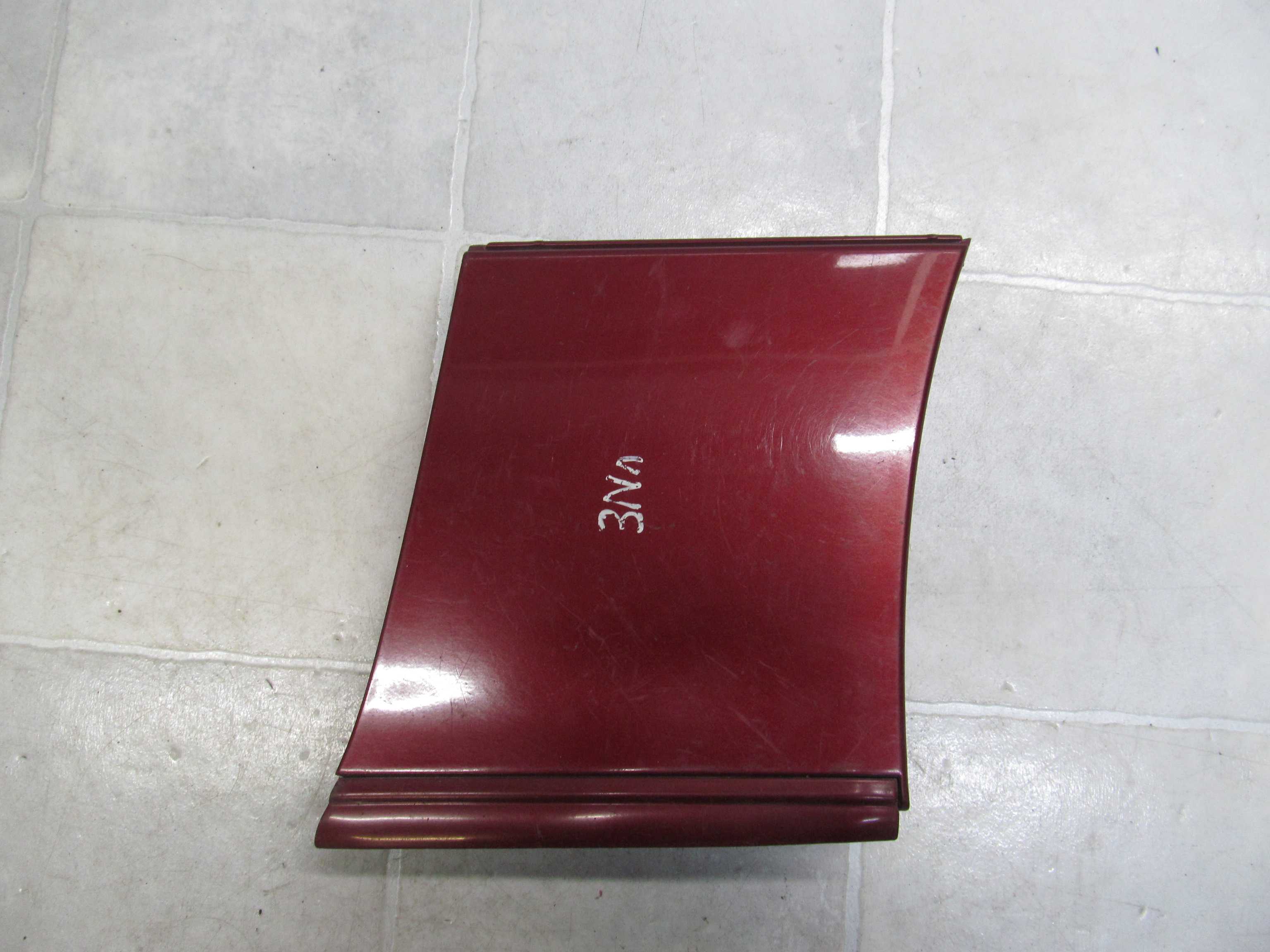 LEXUS GS 300 97/05 LISTWA BLOTNIKA PRAWA 3N1 75601-30110 LEXUS GS 300 97/05 LISTWA BLOTNIKA PRAWA 3N1 75601-30110