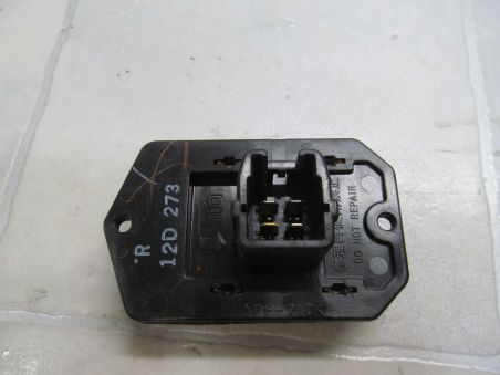 TOYOTA AVENSIS VERSO REZYSTOR OPORNICA DMUCHAWY 01-09