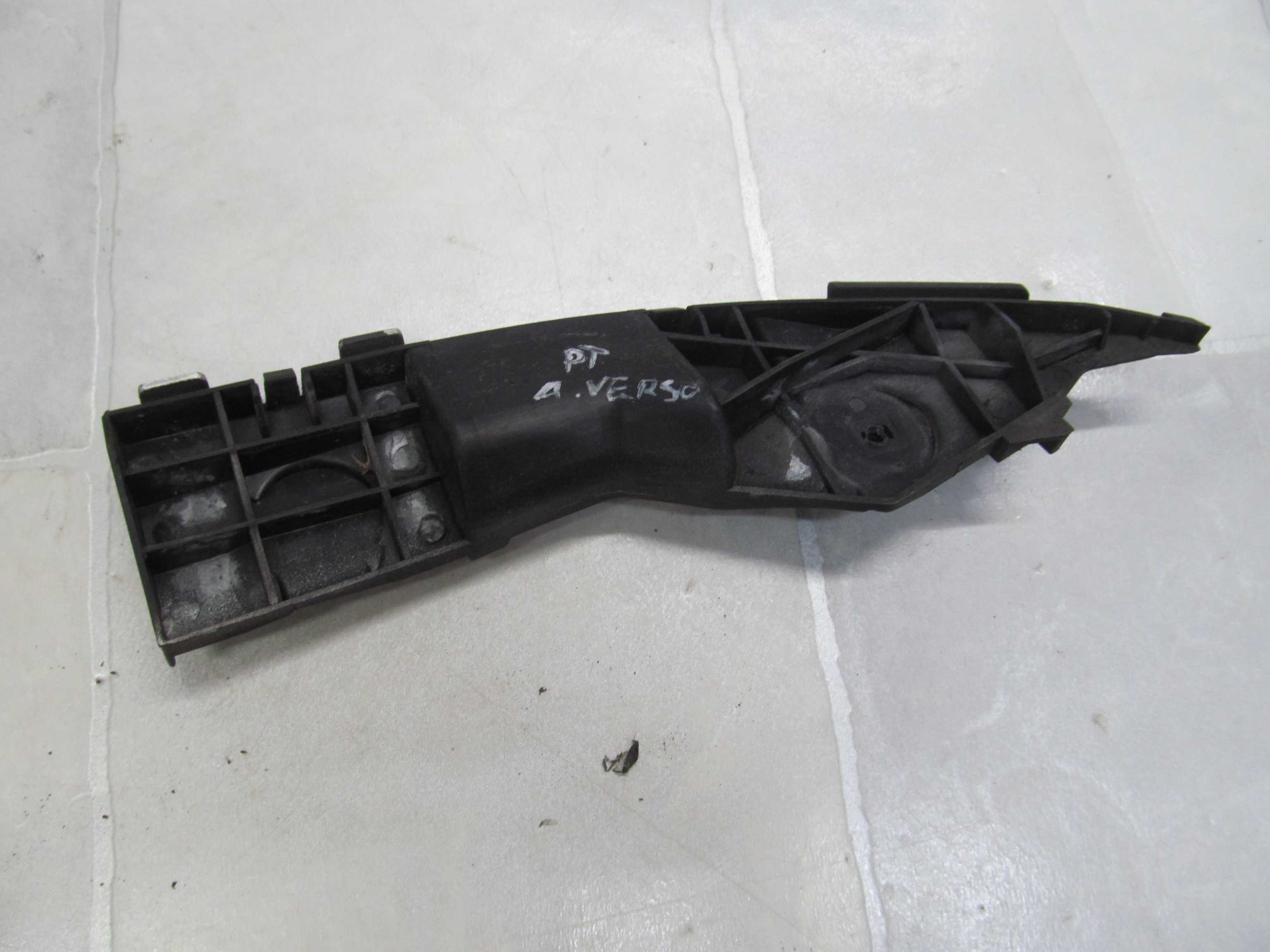 TOYOTA AVENSIS VERSO 01-09 SLIZG MOCOWANIE ZDERZAKA TYL PRAWY