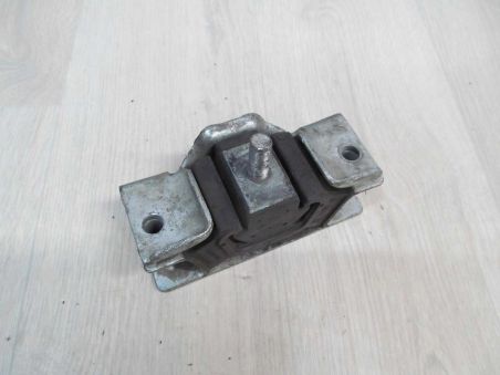 FIAT DUCATO 94 2.5 D PODUSZKA SILNIKA 1307905080