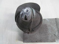 VOLVO S60 V70 2.5 T LAPA PODUSZKA SILNIKA 8683936