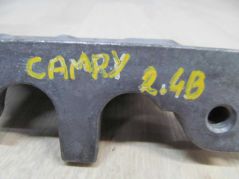 TOYOTA CAMRY 2.4B LAPA WSPORNIK SILNIKA