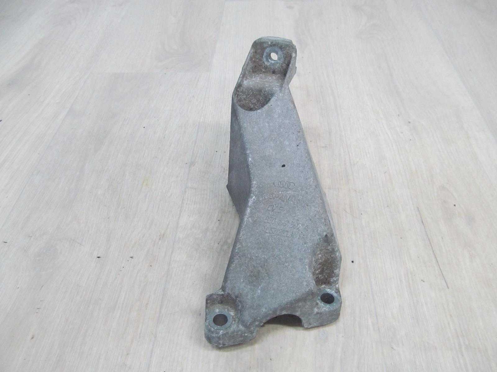 VW PASSAT B5 1.9 TDI LAPA WSPORNIK SILNIKA 8E0199907A