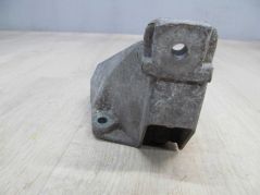 VW PASSAT B5 1.9 TDI LAPA WSPORNIK SILNIKA 8E0199907A