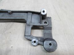 AUDI A6 C6 2.0 LAPA WSPORNIK SILNIKA 03G131159