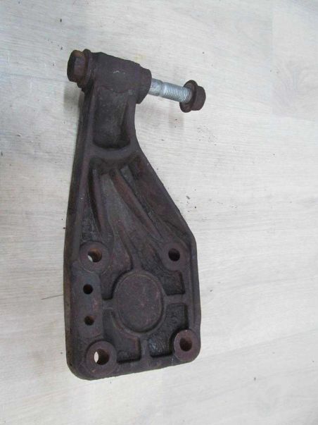 IVECO LAPA WSPORNIK MOCOWANIE