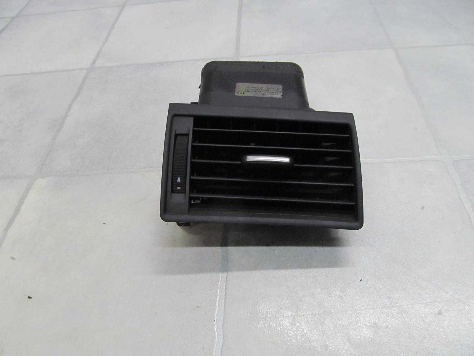 AUDI A8 D3 03-10 KRATKA NAWIEWU PRAWA 4E0820902