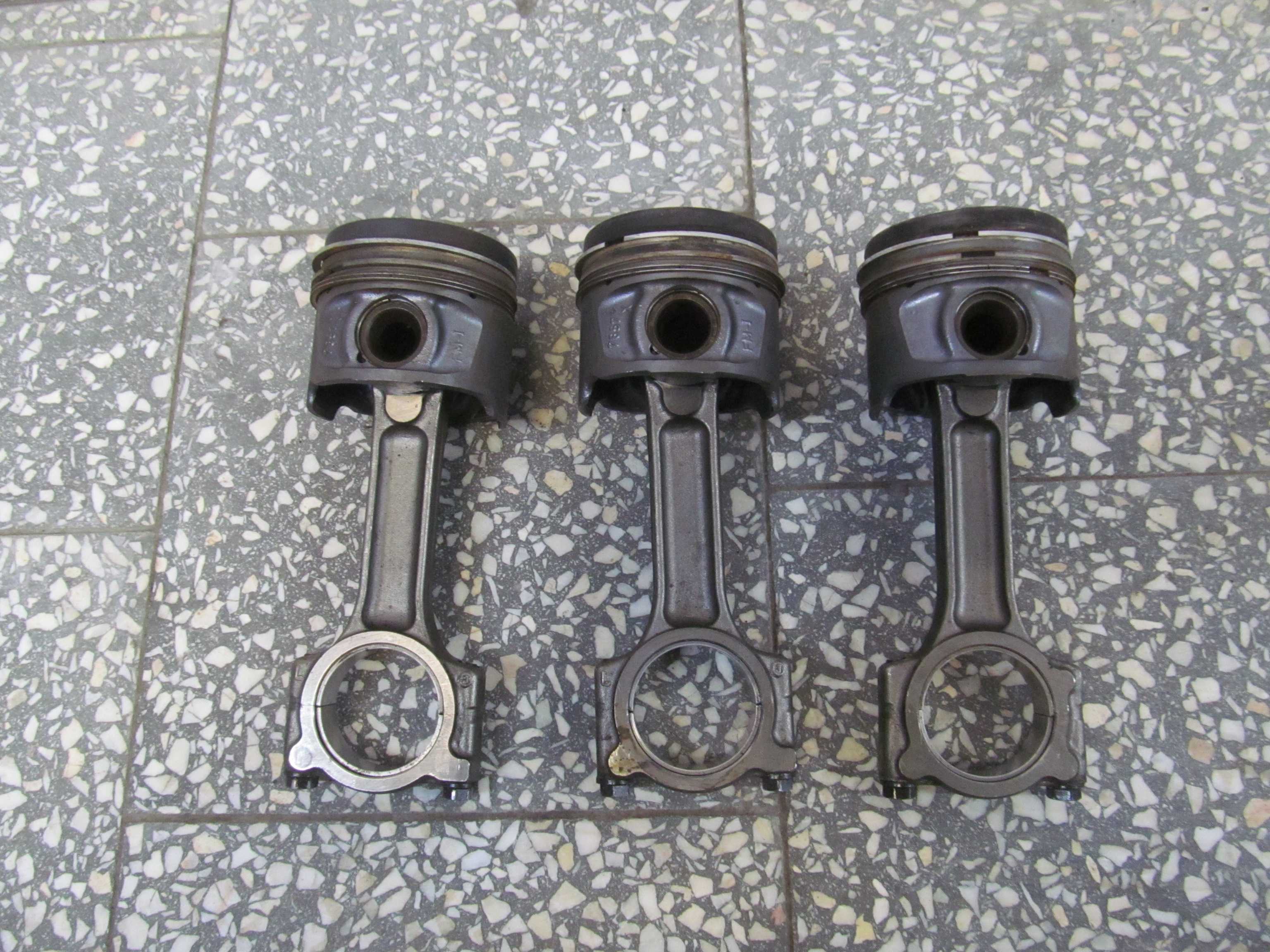 RENAULT 1.5 DCI K9KJ836 08- TLOK 7657X KORBOWOD