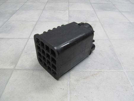 TOYOTA CAMRY 2.4 02-06 FILTR WEGLOWY 77704-63010