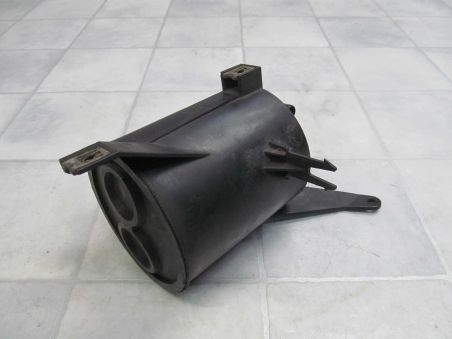 VOLVO V40 2.0 FILTR WEGLOWY 30862411