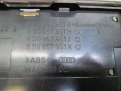 AUDI A4 B5 LIFT POPIELNICZKA PRZOD 8D0857951G