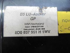 AUDI A4 B5 LIFT POPIELNICZKA PRZOD 8D0857951G