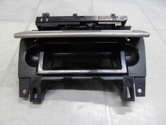 AUDI A4 B6 POPIELNICZKA PRZOD 8E0857951F