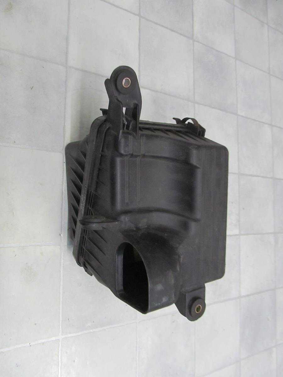 KIA MAGENTIS 2.5 V6 01-05 OBUDOWA FILTRA POWIETRZA 28110-37101