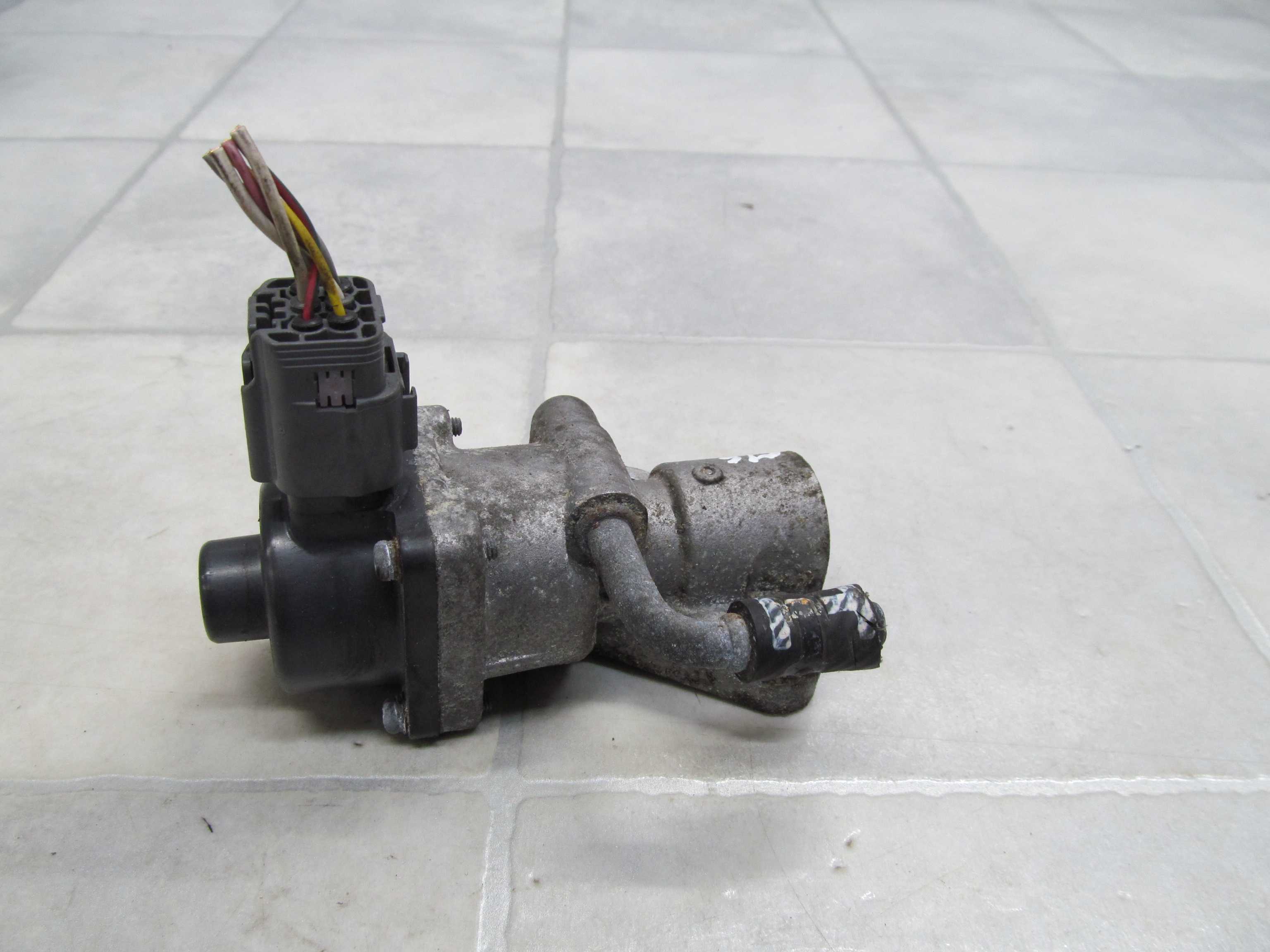 MAZDA 6 2.0 16V 05-08 ZAWOR EGR 1S7G-90475-AH