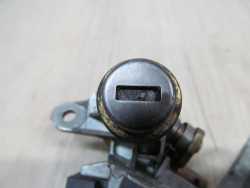 AUDI A8 D3 ZAMEK WKLADKA KLAPY BAGAZNIKA 4E0827573
