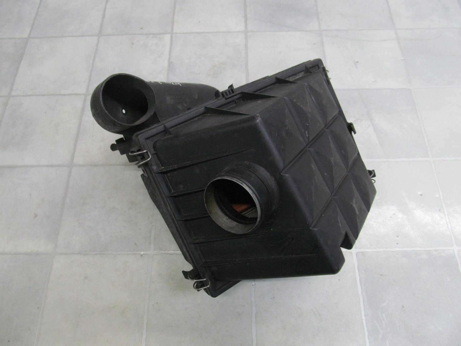 MERCEDES W202 2.2 D OBUDOWA FILTRA POWIETRZA 6040940004