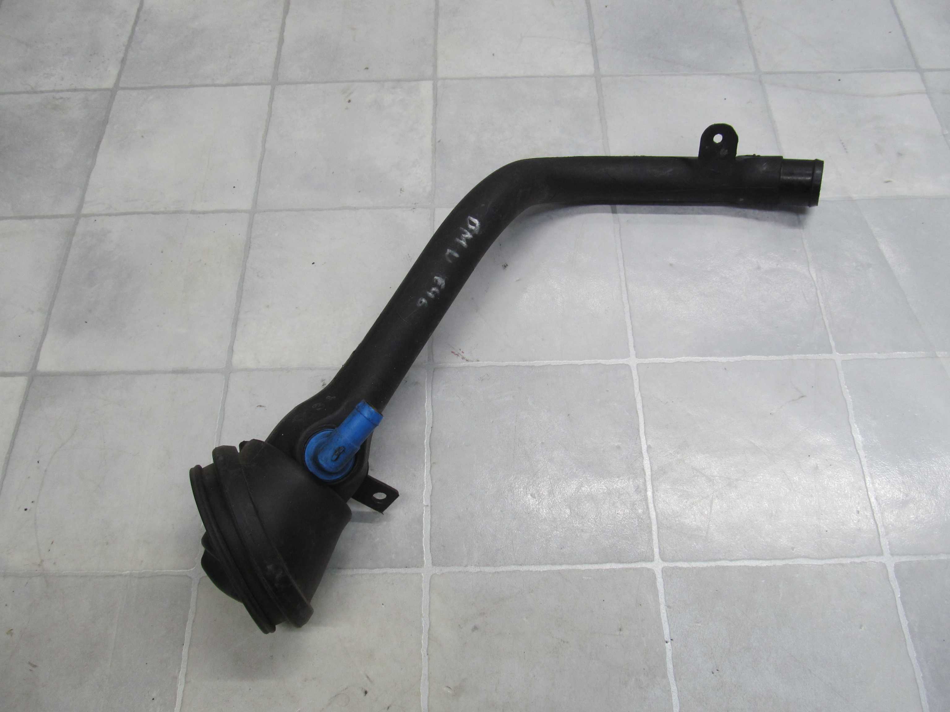 BMW E46 WLEW RURA PALIWA 1183755