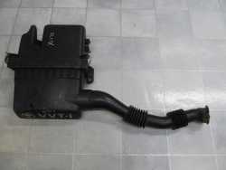 TOYOTA YARIS I 95-02 1.0 VVTI OBUDOWA FILTRA POWIETRZA 22020-23010