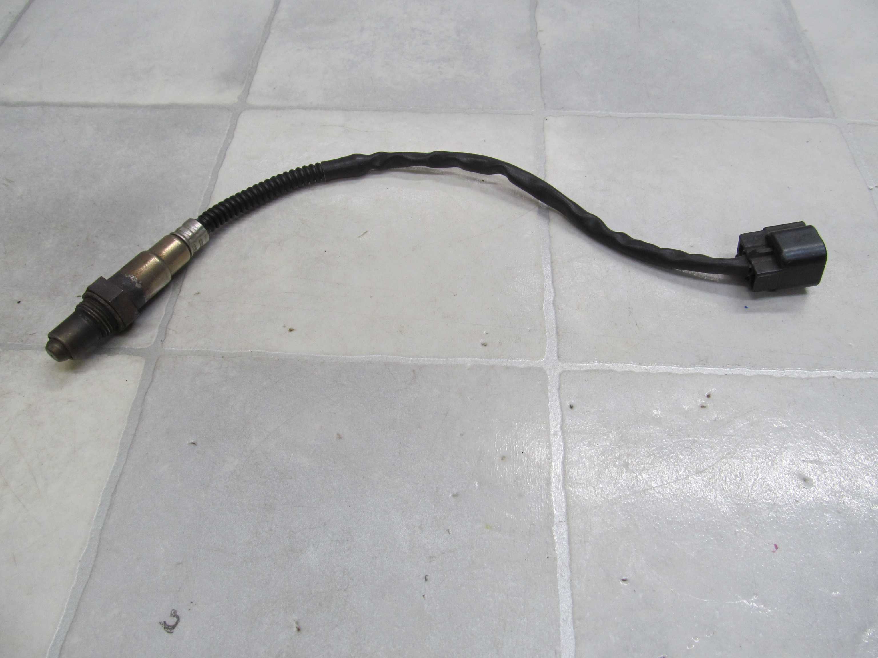 TOYOTA AVENSIS VERSO 2.0 VVTI SONDA LAMBDA 83210-26620