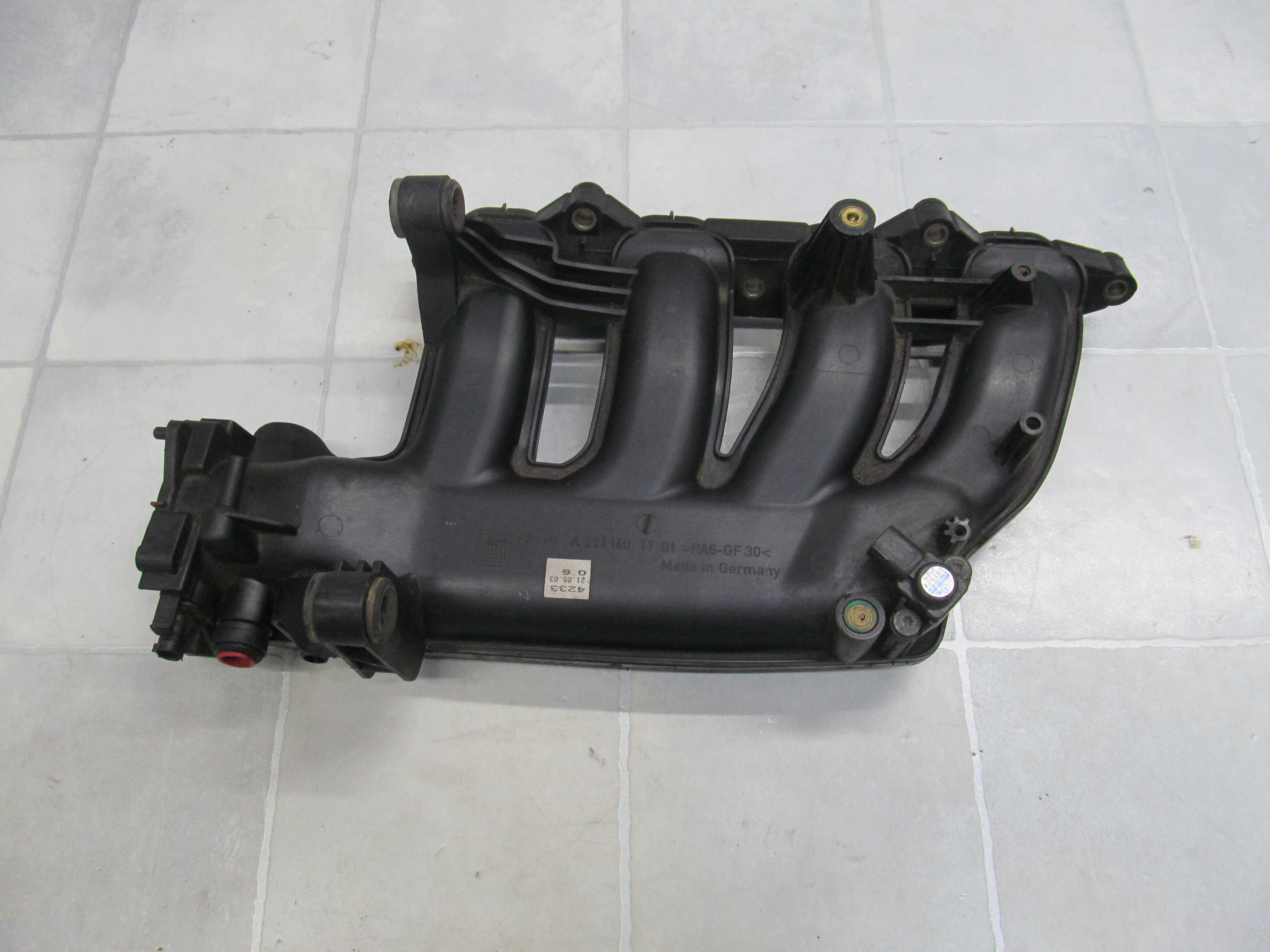 MERCDES C W203 00- 1.8 K KOLEKTOR SSACY CZUJNIK  2711401101