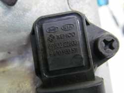KIA RIO II 05- 1.4 16V KOLEKTOR SSACY CZUJNIK 39300-22600