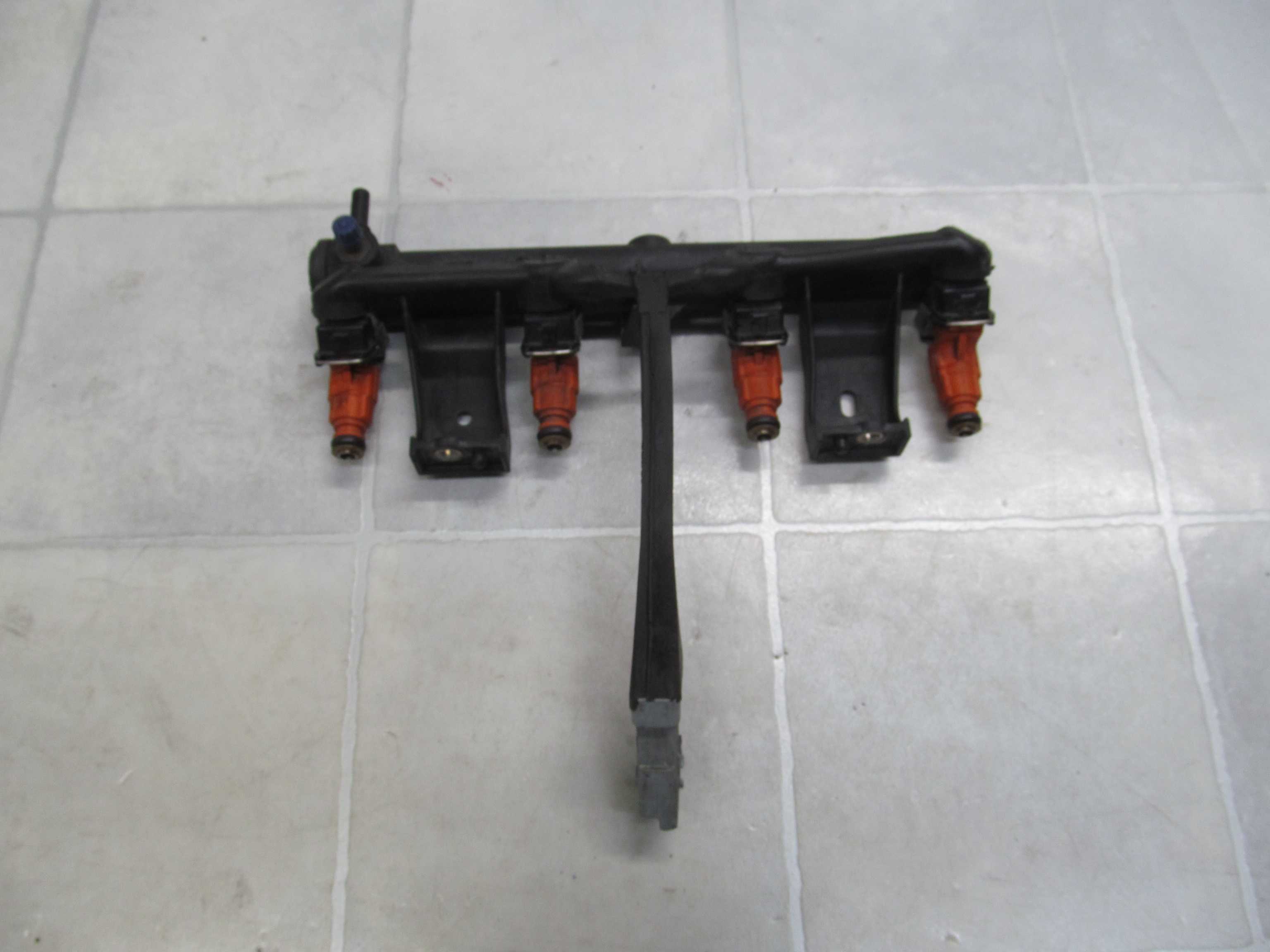 PEUGEOT CITROEN 1.6 16V LISTWA WTRYSKOWA WTRYSK 9650764780