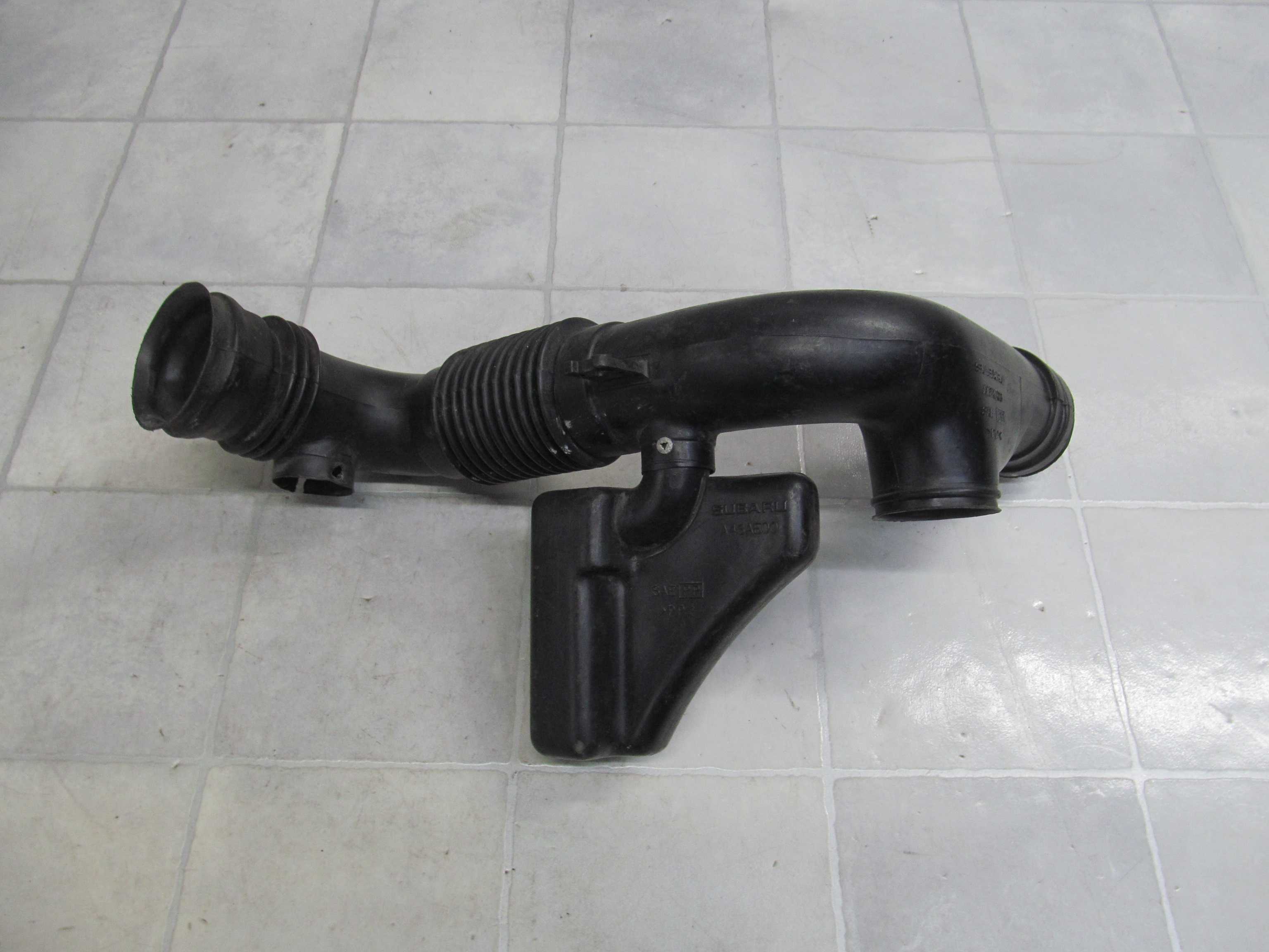 SUBARU IMPREZA II 00- 2.0B RURA DOLOT REZONATOR POWIETRZA A43AE00