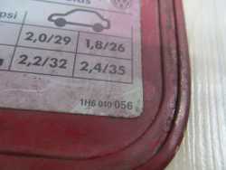 VW GOLF III 92-97 KLAPKA WLEWU PALIWA 1H6010056