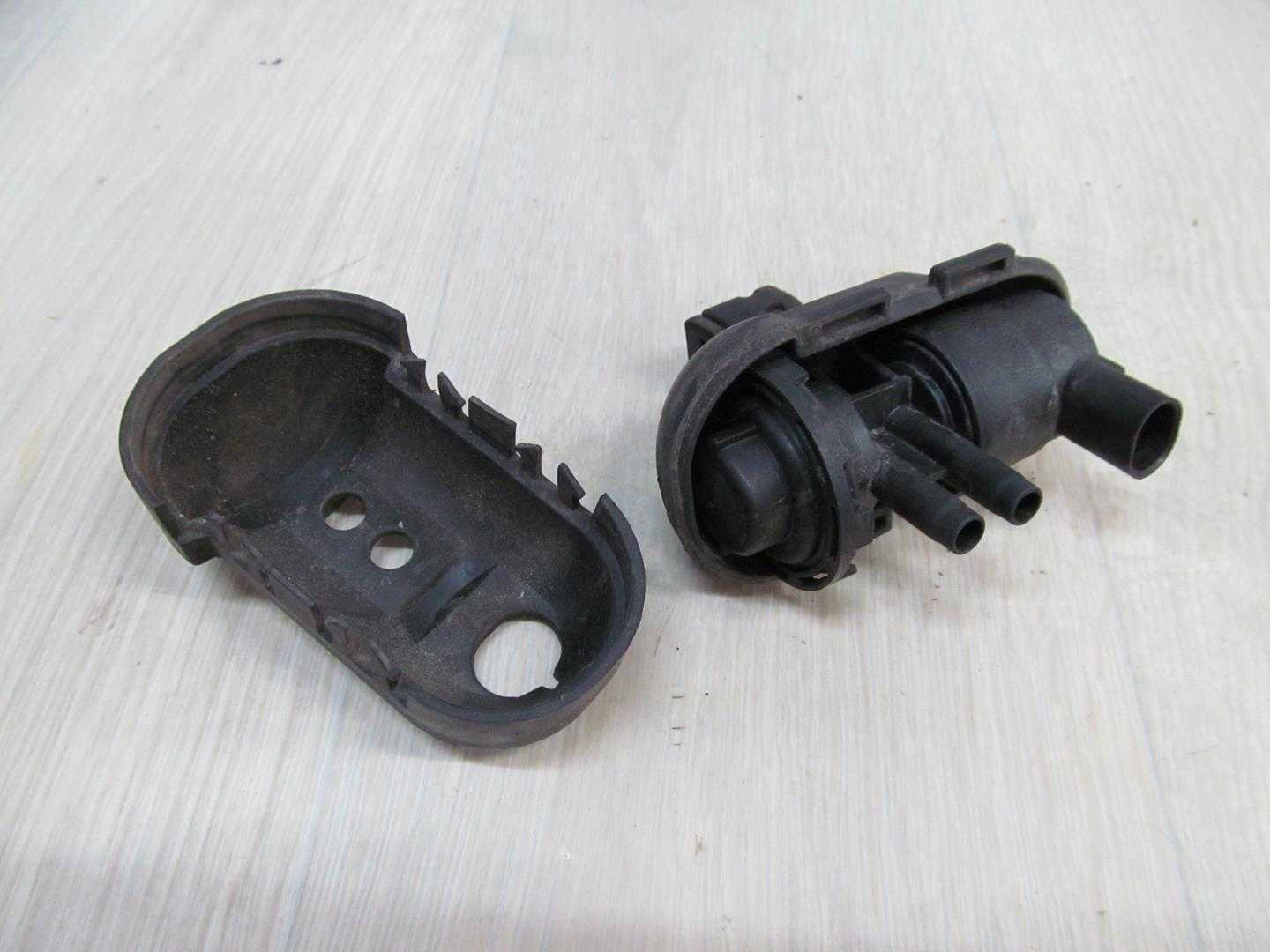 DODGE CHRYSLER ZAWOR PODCISNIENIA 4669475
