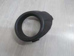 FORD FIESTA 08-12 RAMKA HALOGENU LEWA 8A61-15A223-A
