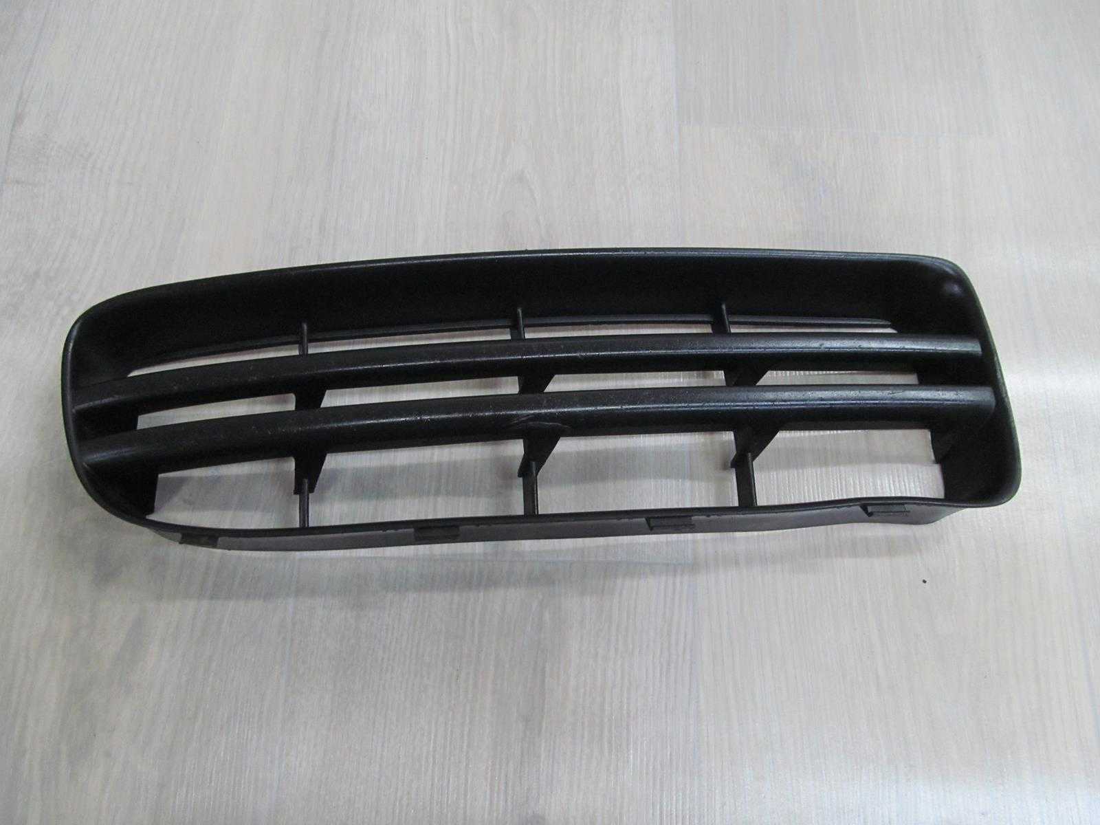 SKODA OCTAVIA I 96-11 ATRAPA KRATKA ZDERZAKA PRAWA 1U0807368