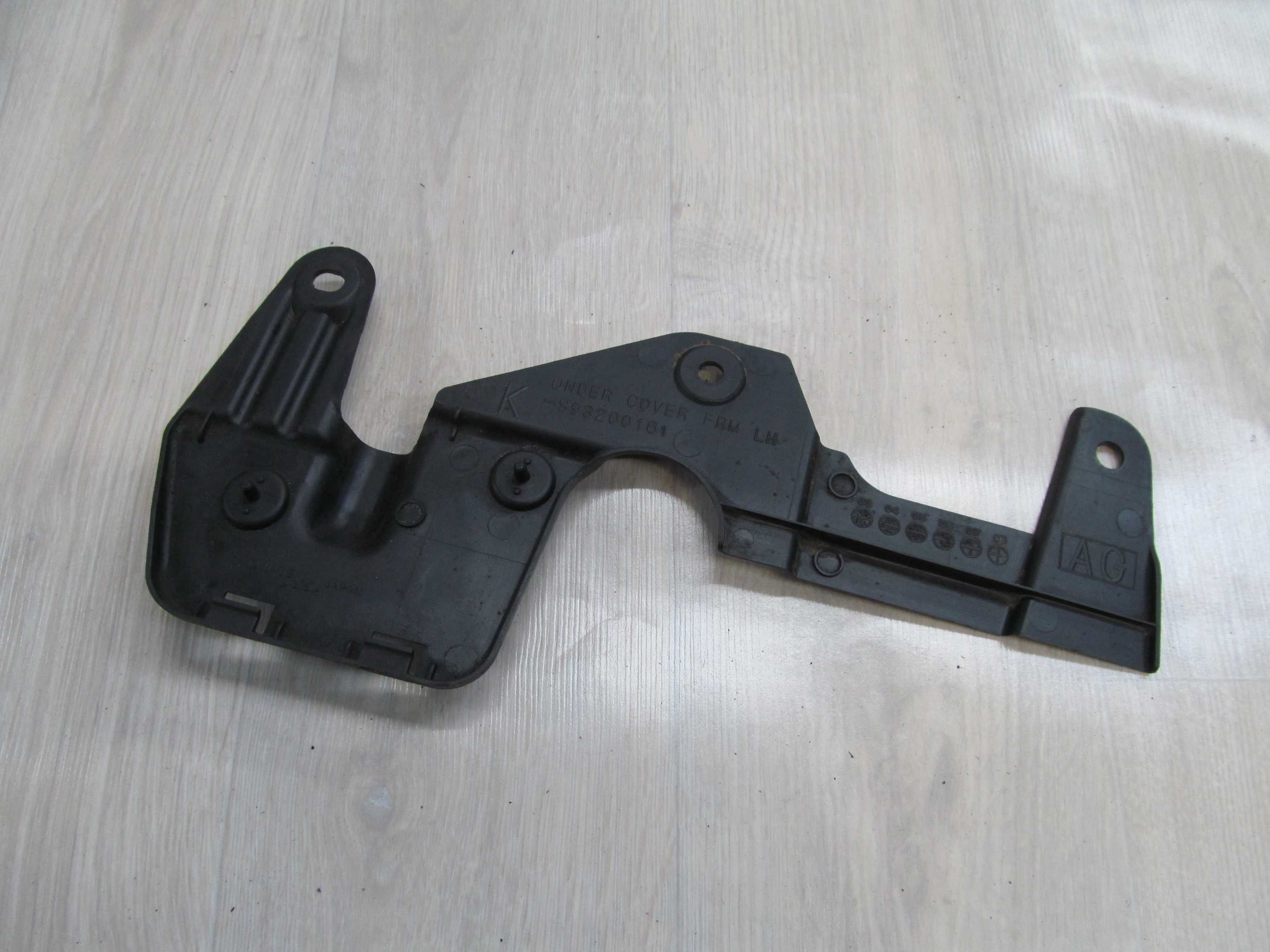 SUBARU LEGACY IV 03-09 OSLONA SILNIKA DOLNA LEWA S93200161