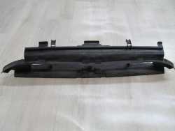 MERCEDES E W210 OSLONA INTERCOOLERA 2105052130 KIEROWNICA