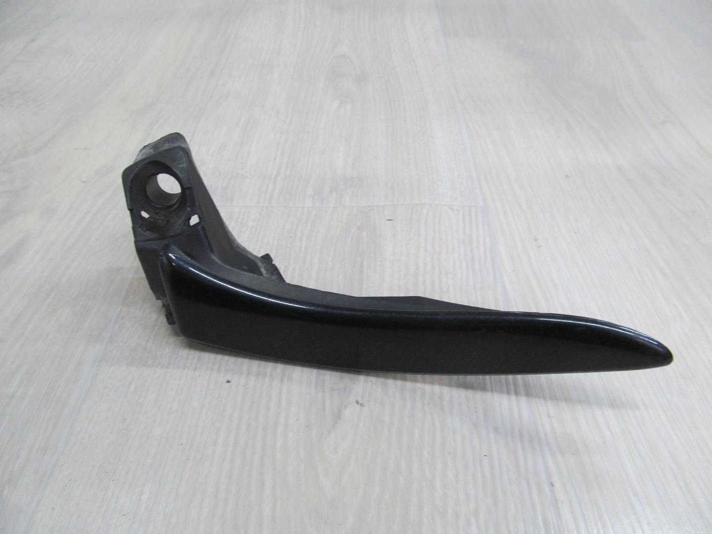 CITROEN C5 01-04 LEWY TROJKAT OSLONA LUSTERKA 9640747577