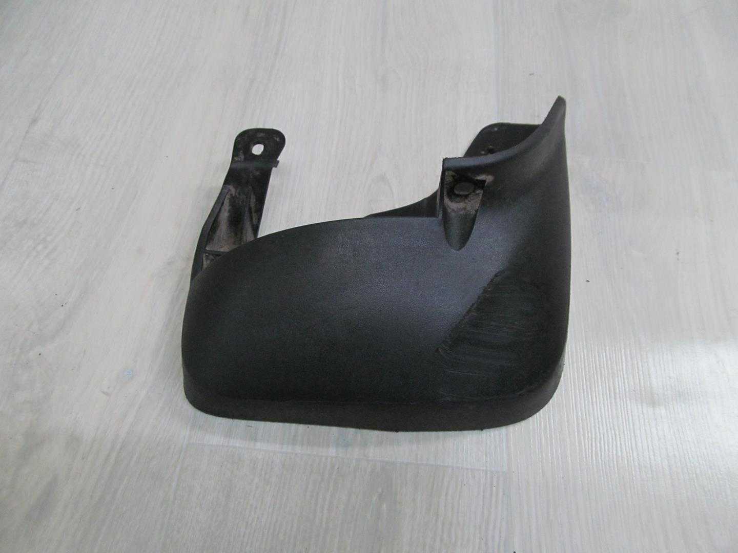 HYUNDAI SANTA FE 00-06 CHLAPACZ PRAWY PRZOD 86832-26900