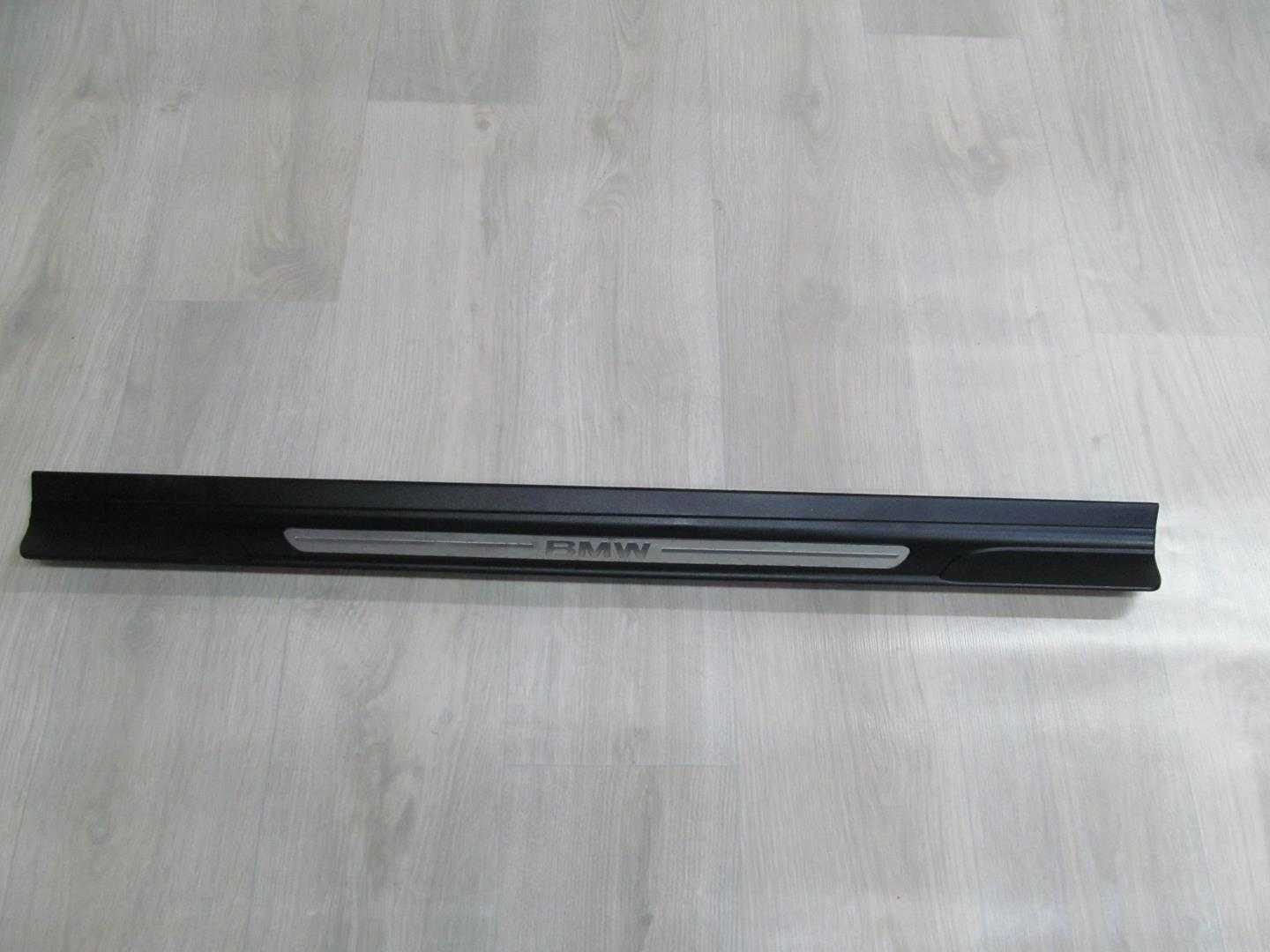 BMW E46 98-07 LISTWA OSLONA PROGU PRAWY PRZOD 8204114