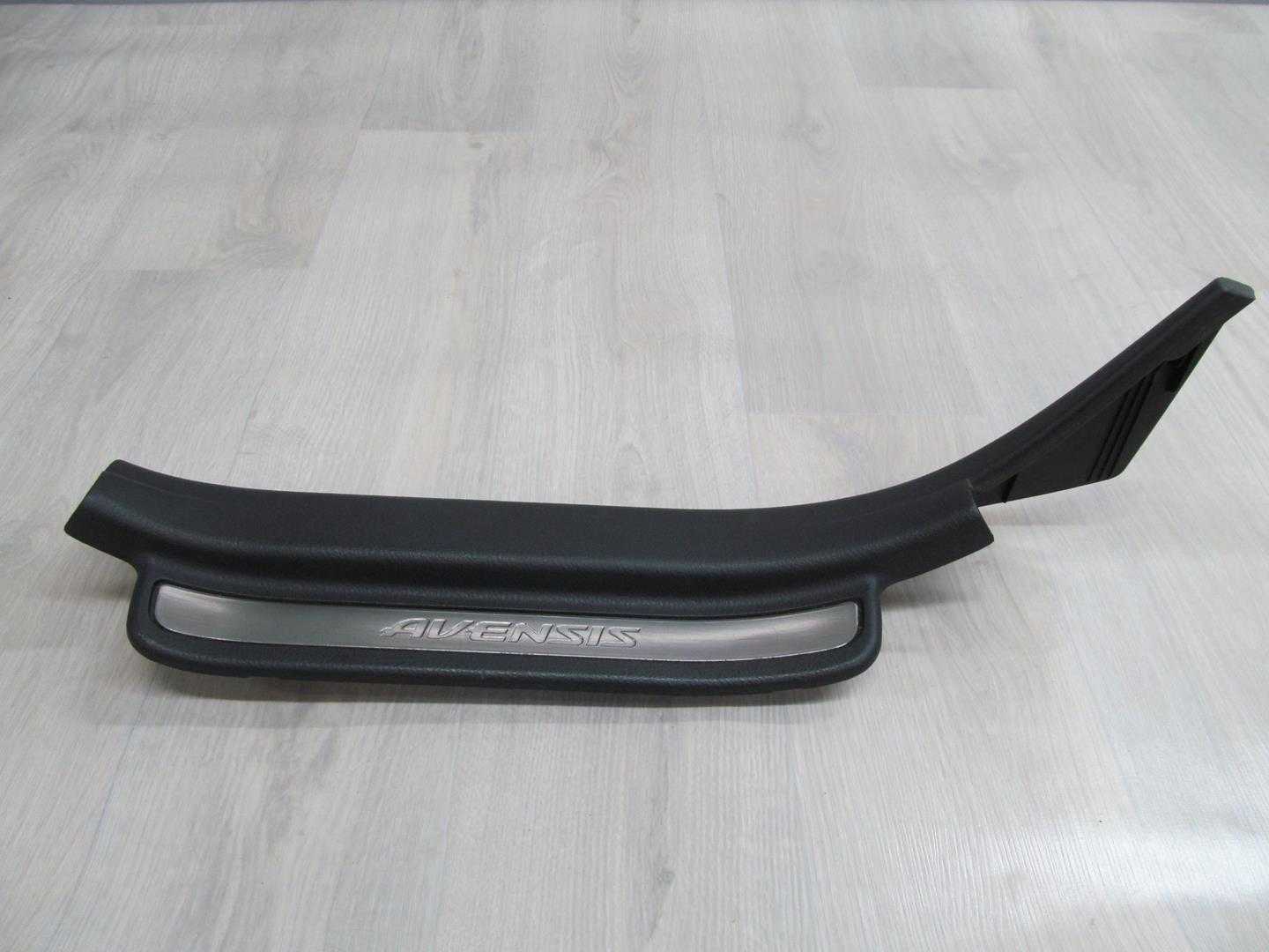TOYOTA AVENSIS T25 LIFT SEDAN 06-09 LISTWA OSLONA PROGU LEWY TYL 67917-05050