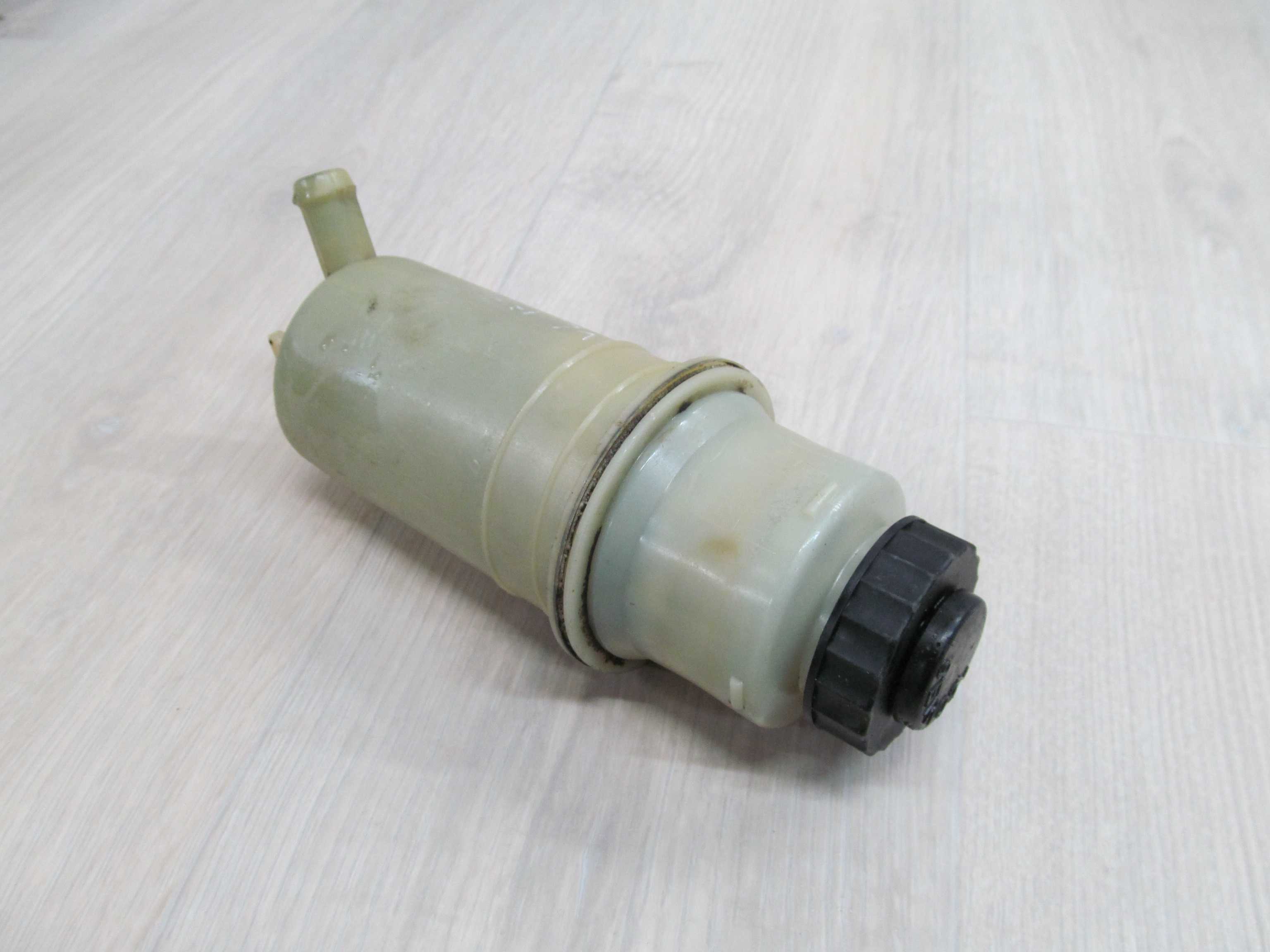 VW AUDI SEAT  ZBIORNICZEK WSPOMAGANIA 357422372
