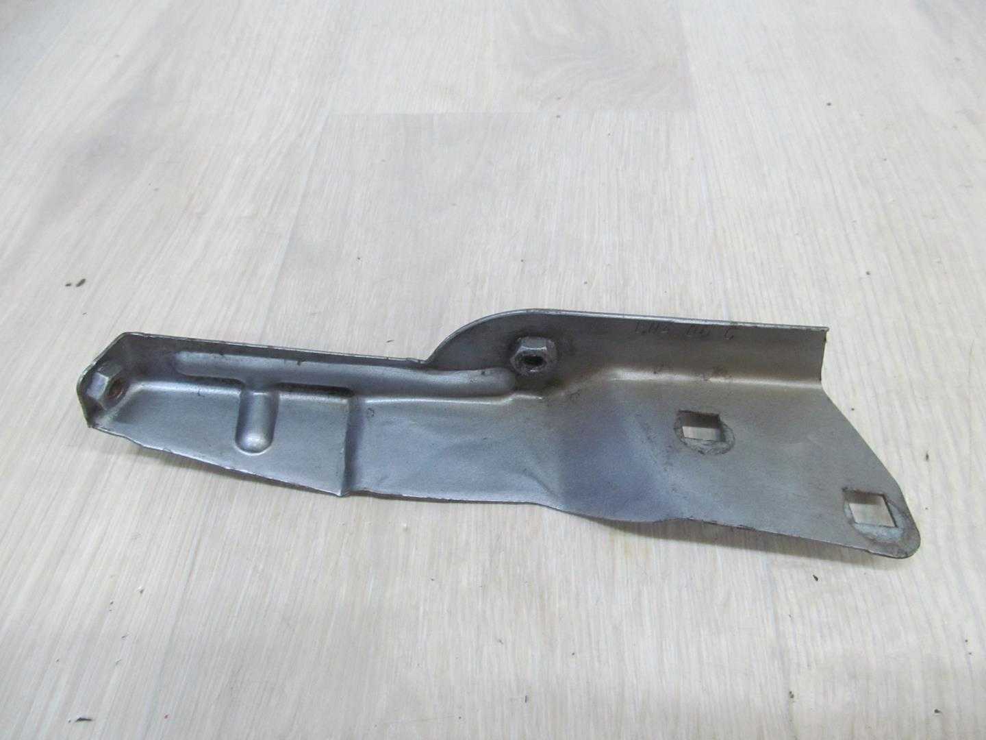 PEUGEOT 607 99-10 WSPORNIK BLOTNIKA LEWY PRZOD
